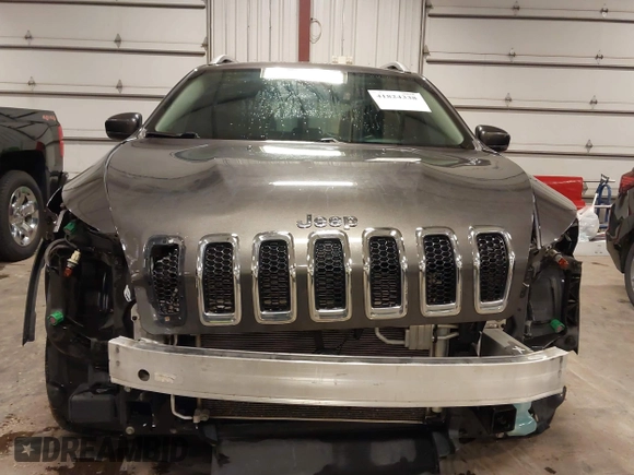 2018 Jeep Cherokee Limited with VIN 1C4PJMDX7JD535623, listed as a IAAI auction lot 41824338 with 99,992 mi miles. Bid and sale history available at carsss.com. Image 6.