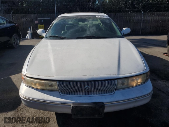 1994 Chrysler LHS z VIN 2C3ED56F9RH225470, wystawiony jako Copart lot #83089504 z przebiegiem 154 488 mil mil oraz Czysty tytuł • Clean title. Historia ofert i sprzedaży dostępna na DreamBid. Obrazek 5.