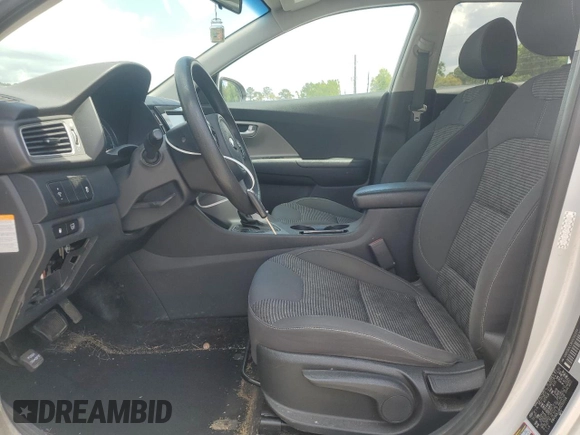 2017 Kia Niro LX with VIN KNDCB3LC4H5050204, listed as a Copart auction lot 52594065 with 117,344 mi miles and Clean Title. Bid and sale history available at carsss.com. Image 7.
