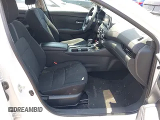2024 Nissan Sentra SV z VIN 3N1AB8CV7RY219189, wystawiony jako IAAI lot #42240272 z przebiegiem 50 482 mil mil oraz . Historia ofert i sprzedaży dostępna na DreamBid. Obrazek 5.