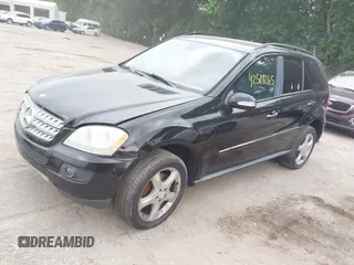 2008 Mercedes-Benz M 350 с VIN 4JGBB86E28A427847, выставлен на аукционе IAAI как лот 42509265 с пробегом 227 947 миль миль и . История ставок и продаж доступна на DreamBid. Изображение 2.