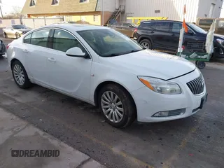 2011 Buick Regal CXL RL4 with VIN W04GS5EC6B1130154, listed as a IAAI auction lot 41524075 with 112,998 mi miles. Bid and sale history available at carsss.com. Image 1.