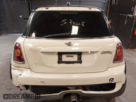 2010 MINI Hardtop S with VIN WMWMF7C5XATX41382, listed as a IAAI auction lot 40558359 with 96,158 mi miles and . Bid and sale history available at DreamBid. Image 16.