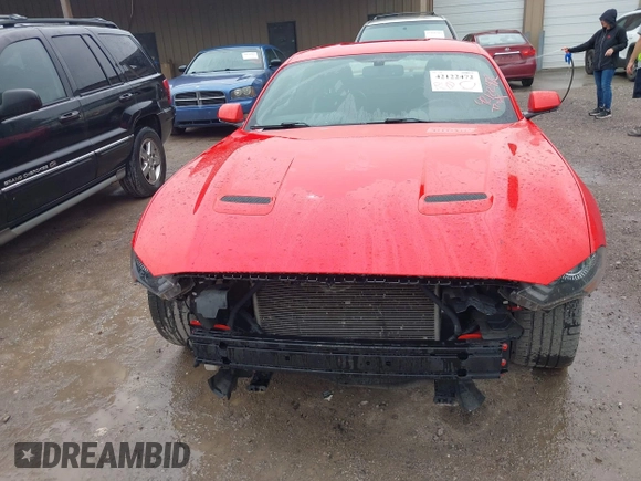 2018 Ford Mustang GT z VIN 1FA6P8CF7J5101258, wystawiony jako IAAI lot #42122472 z przebiegiem 91 700 mil mil oraz . Historia ofert i sprzedaży dostępna na DreamBid. Obrazek 12.