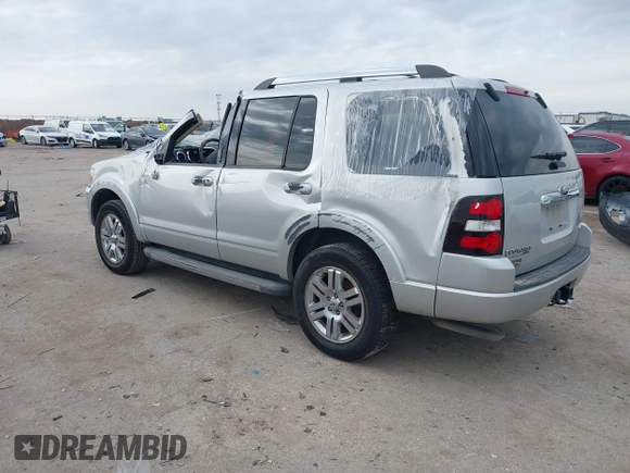 2010 Ford Explorer Limited with VIN 1FMEU7F89AUA84731, listed as a IAAI auction lot 41585563 with 142,598 mi miles. Bid and sale history available at carsss.com. Image 3.