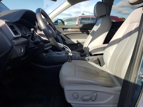 2018 Audi Q5 Premium Plus with VIN WA1BNAFY2J2088160, listed as a Copart auction lot 61017715 with 97,691 mi miles and Salvage title. Bid and sale history available at DreamBid. Image 7.