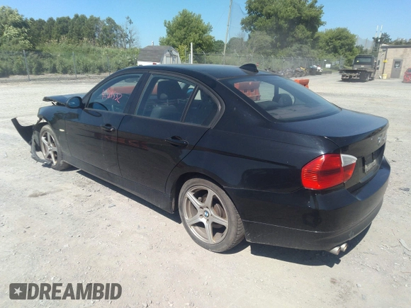 2007 BMW 3 Series 328xi with VIN WBAVC93547KX58993, listed as a IAAI auction lot 42584532 with 192,380 mi miles and . Bid and sale history available at DreamBid. Image 3.