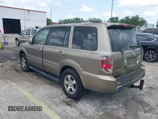 2008 Honda Pilot EX-L z VIN 5FNYF28638B003543, wystawiony jako IAAI lot #42452869 z przebiegiem 172 994 mil mil oraz . Historia ofert i sprzedaży dostępna na DreamBid. Obrazek 3.
