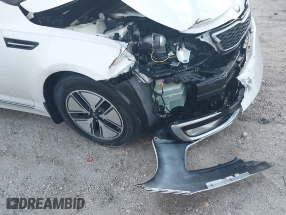 2012 Kia Optima Hybrid with VIN KNAGM4AD9C5028122, listed as a IAAI auction lot 41937927 with 125,231 mi miles. Bid and sale history available at carsss.com. Image 12.