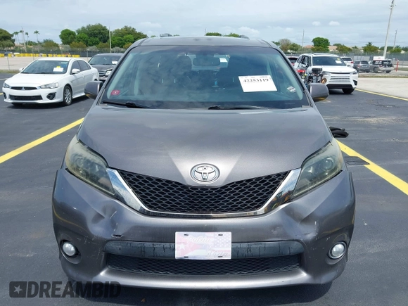 2015 Toyota Sienna SE with VIN 5TDXK3DC2FS552698, listed as a IAAI auction lot 42253119 with 110,710 mi miles and . Bid and sale history available at DreamBid. Image 12.