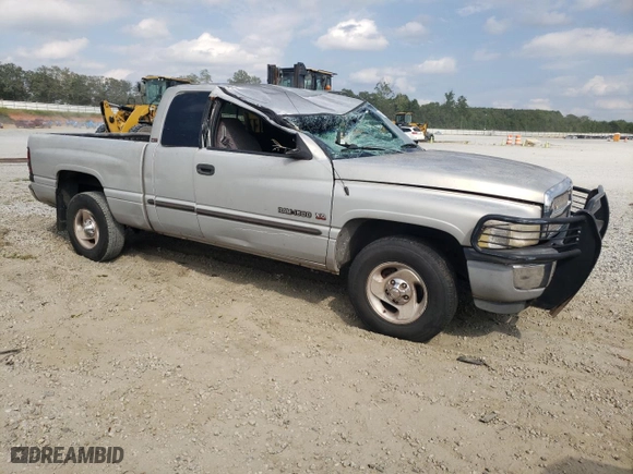 2000 Dodge Ram 1500 with VIN 3B7HC13Z1YG138356, listed as a Copart auction lot 68306524 with 171,481 mi miles and Salvage Title. Bid and sale history available at carsss.com. Image 4.