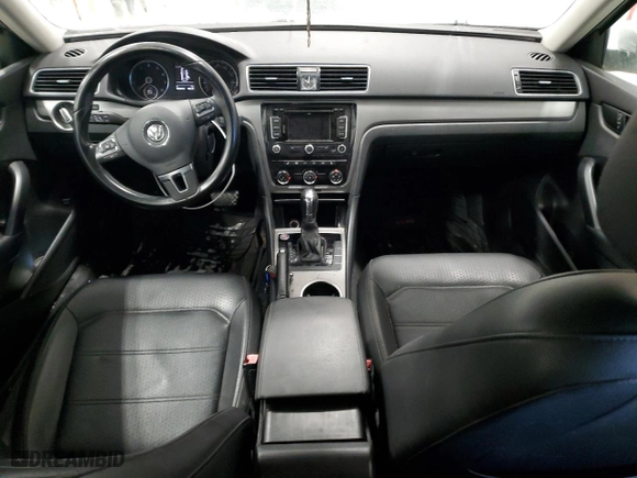 2014 Volkswagen Passat SE with VIN 1VWBP7A3XEC001570, listed as a Copart auction lot 45504675 with 139,112 mi miles and Clean Title. Bid and sale history available at carsss.com. Image 8.