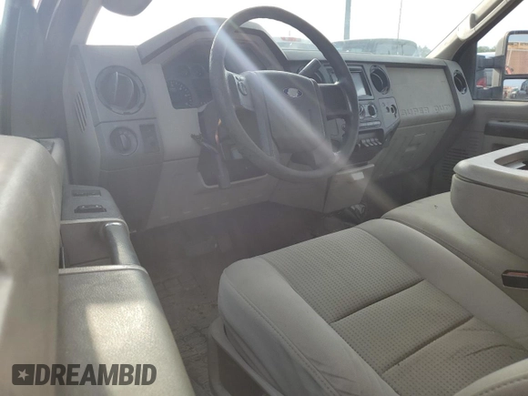 2008 Ford F-250 XL with VIN 1FTSX21568ED72693, listed as a Copart auction lot 63564855 with 268,393 mi miles and Salvage title. Bid and sale history available at DreamBid. Image 8.