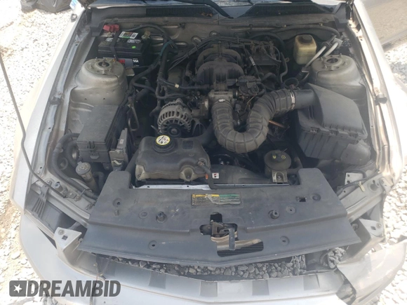 2008 Ford Mustang Deluxe with VIN 1ZVHT84NX85127400, listed as a Copart auction lot 57470935 with 262,852 mi miles and Salvage title. Bid and sale history available at DreamBid. Image 11.