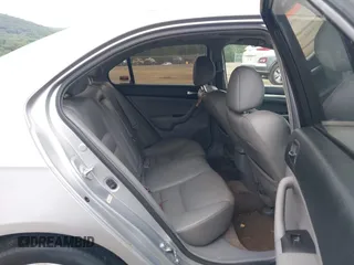 2005 Acura TSX с VIN JH4CL96895C034755, выставлен на аукционе IAAI как лот 42611349 с пробегом 329 264 миль миль и . История ставок и продаж доступна на DreamBid. Изображение 8.