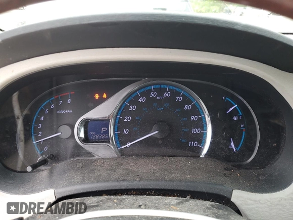 2011 Toyota Sienna XLE z VIN 5TDDK3DC7BS017072, wystawiony jako Copart lot #54687525 z przebiegiem 128 385 mil mil oraz Szkoda całkowita • Salvage title. Historia ofert i sprzedaży dostępna na DreamBid. Obrazek 9.