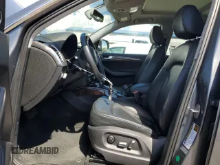 2017 Audi Q5 Premium Plus z VIN WA1L2AFP4HA038722, wystawiony jako Copart lot #55589095 z przebiegiem 60 782 mil mil oraz Szkoda całkowita • Salvage title. Historia ofert i sprzedaży dostępna na DreamBid. Obrazek 7.