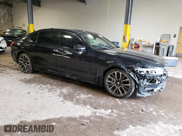 2020 BMW 7 Series 740i with VIN WBA7T2C04LGL17530, listed as a Copart auction lot 62039783 with 47,958 mi miles. Bid and sale history available at carsss.com. Image 4.