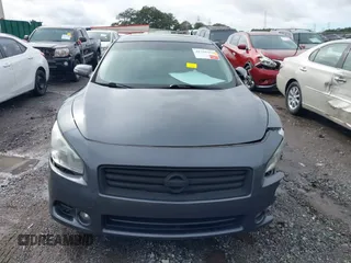 2013 Nissan Maxima SV z VIN 1N4AA5AP7DC814845, wystawiony jako IAAI lot #41758456 z przebiegiem 139 556 mil mil oraz . Historia ofert i sprzedaży dostępna na DreamBid. Obrazek 12.