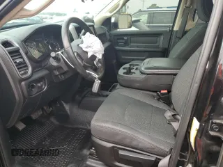 2020 Ram 3500 Tradesman with VIN 3C63R3CL2LG247683, listed as a Copart auction lot 82567694 with 88,739 mi miles and Salvage Title. Bid and sale history available at carsss.com. Image 7.
