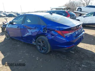 2023 Hyundai Elantra SEL z VIN KMHLM4AG3PU593422, wystawiony jako IAAI lot #41742184 z przebiegiem 17 631 mil mil oraz . Historia ofert i sprzedaży dostępna na DreamBid. Obrazek 3.