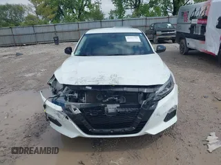 2020 Nissan Altima SR z VIN 1N4BL4CV0LN314050, wystawiony jako IAAI lot #42197726 z przebiegiem 81 216 mil mil oraz . Historia ofert i sprzedaży dostępna na DreamBid. Obrazek 13.