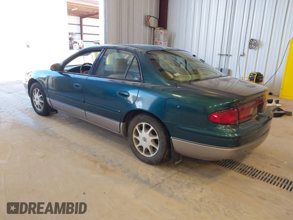1998 Buick Regal GS with VIN 2G4WF5215W1484963, listed as a IAAI auction lot 42167192 with 277,396 mi miles. Bid and sale history available at carsss.com. Image 3.