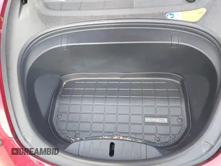 2018 Tesla Model 3 Long Range Battery z VIN 5YJ3E1EA9JF025942, wystawiony jako IAAI lot #42122703 z przebiegiem 84 453 mil mil oraz . Historia ofert i sprzedaży dostępna na DreamBid. Obrazek 10.