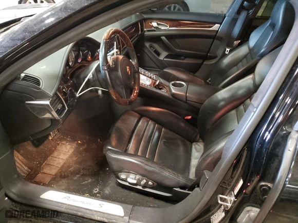 2010 Porsche Panamera S with VIN WP0AB2A76AL062850, listed as a Copart auction lot 53471885 with 103,807 mi miles and Clean Title. Bid and sale history available at carsss.com. Image 7.