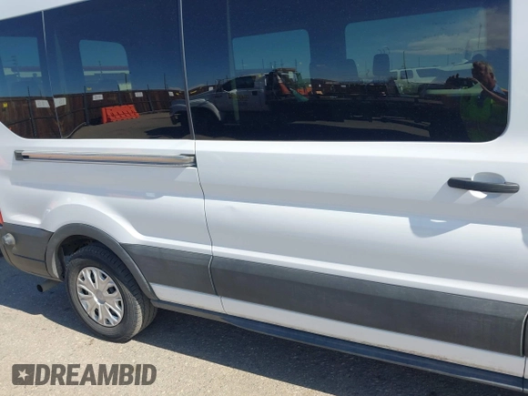 2024 Ford Transit Passenger XL with VIN 1FBAX2C8XRKA52531, listed as a IAAI auction lot 41788665 with 14,070 mi miles and . Bid and sale history available at carsss.com. Image 6.
