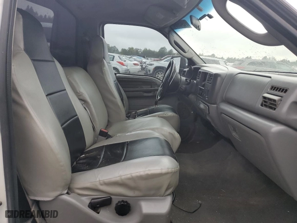 2004 Ford Super Duty F-250 XL with VIN 1FTNF20LX4EA76747, listed as a Copart auction lot 71945064 with 266,106 mi miles and Salvage Title. Bid and sale history available at carsss.com. Image 7.