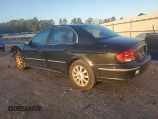 2004 Hyundai Sonata GLS with VIN KMHWF35H44A913025, listed as a Copart auction lot 77154804 with 113,262 mi miles and Salvage Title. Bid and sale history available at carsss.com. Image 2.