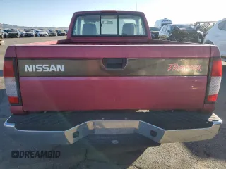 1998 Nissan Frontier XE z VIN 1N6DD21S1WC352882, wystawiony jako Copart lot #73419554 z przebiegiem 160 582 mil mil oraz Czysty tytuł • Clean title. Historia ofert i sprzedaży dostępna na DreamBid. Obrazek 6.