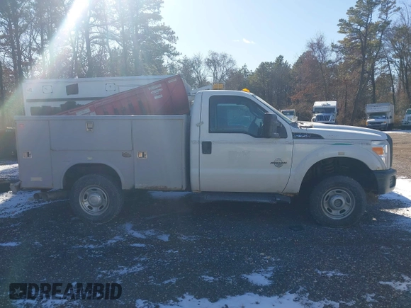 2011 Ford F-350 with VIN 1FDBF3BT8BEC95754, listed as a IAAI auction lot 41275804 with 159,477 mi miles and . Bid and sale history available at DreamBid. Image 13.