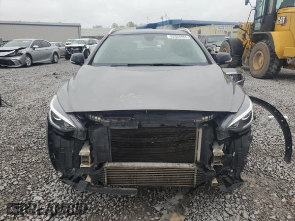 2018 Infiniti QX30 Premium with VIN SJKCH5CR7JA049931, listed as a Copart auction lot 52024955 with 94,588 mi miles and Clean title. Bid and sale history available at DreamBid. Image 5.
