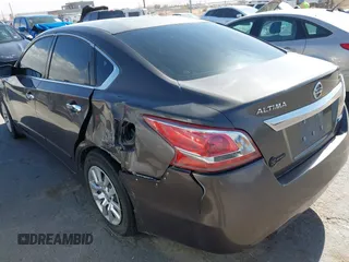 2013 Nissan Altima SV with VIN 1N4AL3AP9DN577861, listed as a IAAI auction lot 41362990 with 147,531 mi miles and . Bid and sale history available at carsss.com. Image 3.