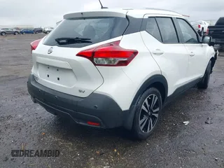 2020 Nissan Kicks SV z VIN 3N1CP5CV6LL479855, wystawiony jako IAAI lot #42112672 z przebiegiem 32 917 mil mil oraz . Historia ofert i sprzedaży dostępna na DreamBid. Obrazek 4.