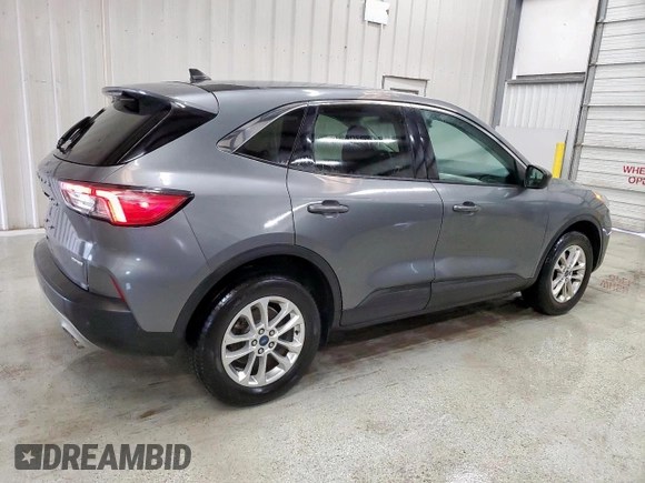 2022 Ford Escape SE with VIN 1FMCU9G62NUA63578, listed as a Copart auction lot 63272355 with 83,214 mi miles and Clean title. Bid and sale history available at DreamBid. Image 3.