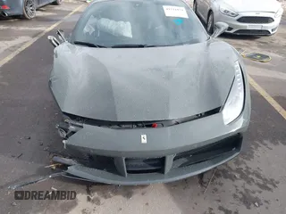 2018 Ferrari 488 z VIN ZFF79ALA9J0229410, wystawiony jako IAAI lot #41511074 z przebiegiem Nie podano mil oraz . Historia ofert i sprzedaży dostępna na DreamBid. Obrazek 12.