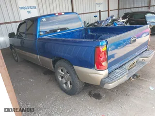 2003 Chevrolet Silverado 1500 with VIN 2GCEC19T731227114, listed as a IAAI auction lot 41858802 with 60,815 mi miles. Bid and sale history available at carsss.com. Image 3.