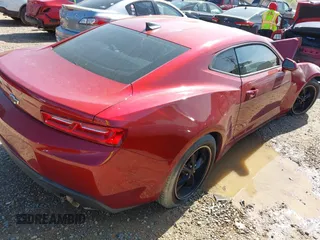 2017 Chevrolet Camaro 1LT with VIN 1G1FB1RX5H0140804, listed as a IAAI auction lot 41929989 with 1 mi miles. Bid and sale history available at carsss.com. Image 4.