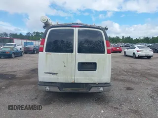 2014 Chevrolet Express Cargo with VIN 1GCSGAFX0E1110921, listed as a IAAI auction lot 42737205 with 177,631 mi miles and . Bid and sale history available at DreamBid. Image 16.