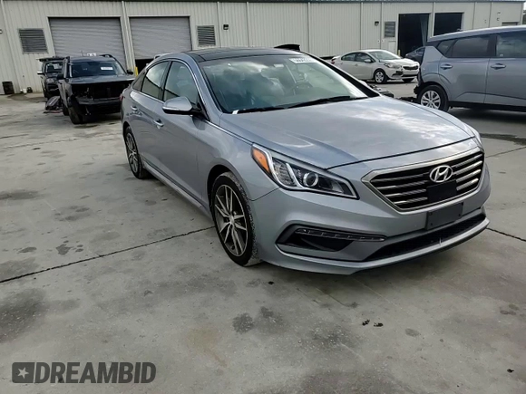 2015 Hyundai Sonata Sport z VIN 5NPE34AB1FH074866, wystawiony jako Copart lot #56642235 z przebiegiem 118 094 mil mil oraz Szkoda całkowita • Salvage title. Historia ofert i sprzedaży dostępna na DreamBid. Obrazek 13.
