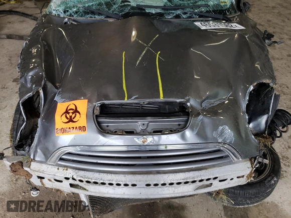 2003 MINI Hardtop S with VIN WMWRE33473TD65254, listed as a Copart auction lot 57102142 with Not Provided miles and Non Repairable. Bid and sale history available at DreamBid. Image 7.