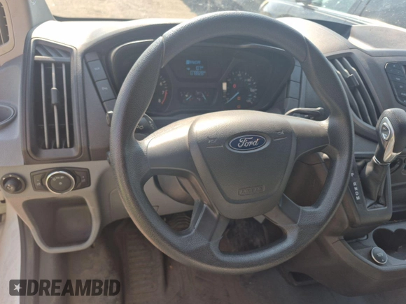 2019 Ford Transit с VIN 1FTYR1YM8KKA30666, выставлен на аукционе IAAI как лот 42585431 с пробегом 78 828 миль миль и . История ставок и продаж доступна на DreamBid. Изображение 21.