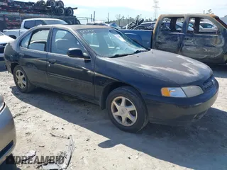 1999 Nissan Altima XE with VIN 1N4DL01D2XC124747, listed as a IAAI auction lot 41750853 with 110,221 mi miles. Bid and sale history available at carsss.com. Image 1.