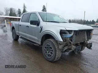 2022 Ford F-150 XL with VIN 1FTFW1E83NKF02834, listed as a IAAI auction lot 41724055 with 54,465 mi miles. Bid and sale history available at carsss.com. Image 1.