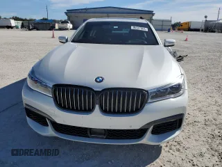 2019 BMW 7 Series 750i с VIN WBA7F0C51KGM24718, выставлен на аукционе Copart как лот 86527984 с пробегом 2 900 миль миль и Списание • Salvage title. История ставок и продаж доступна на DreamBid. Изображение 5.