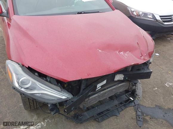 2018 Hyundai Elantra Sport with VIN KMHD04LB3JU498156, listed as a IAAI auction lot 41923602 with 175,000 mi miles. Bid and sale history available at carsss.com. Image 6.