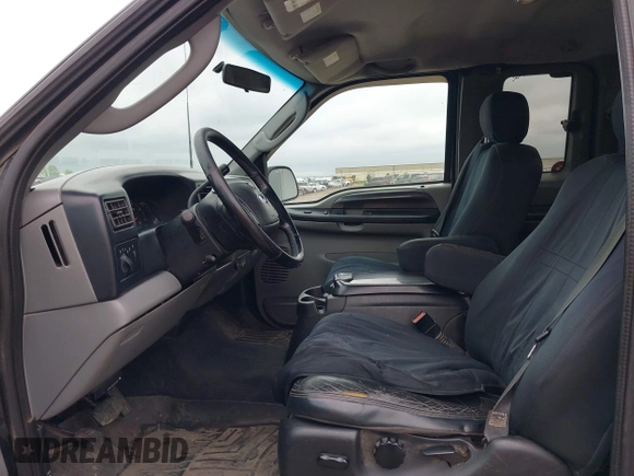 2003 Ford F-250 XL with VIN 1FTNX21F43EA76988, listed as a IAAI auction lot 42604373 with Not provided miles and . Bid and sale history available at DreamBid. Image 5.